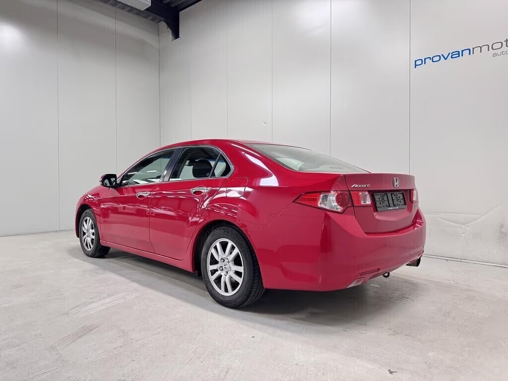 honda-accord-20-benzine-autom-cruise-control-airco-big-5