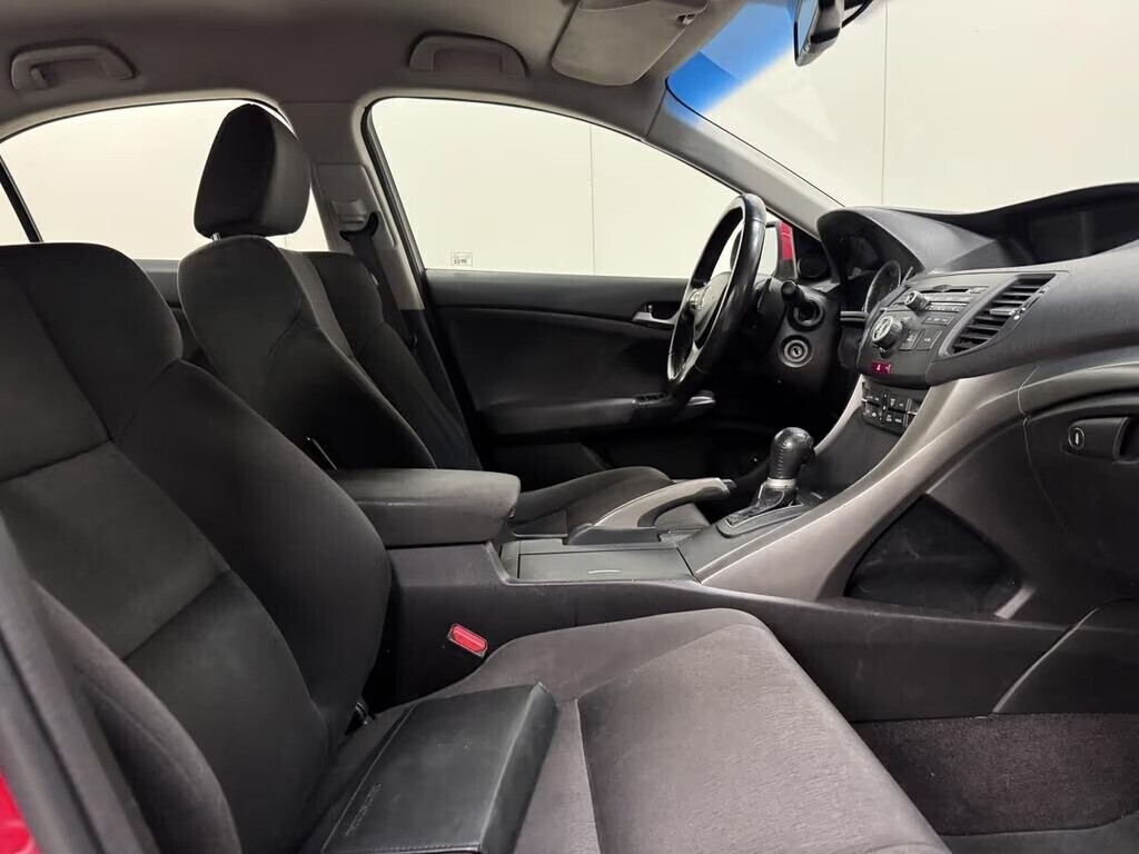honda-accord-20-benzine-autom-cruise-control-airco-big-6