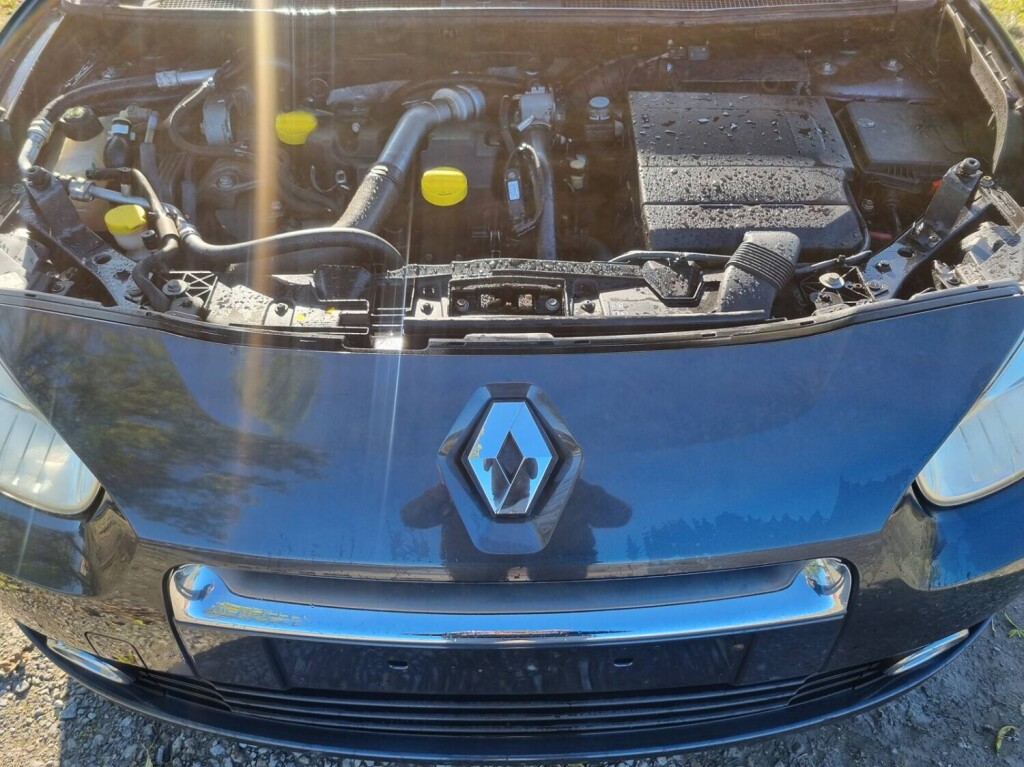 renault-fluence-15dci-105cv-gps-airco-cuir-cruise-jantes-al-big-9