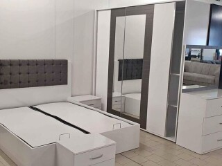 Slaapkamer Loren met Koffer