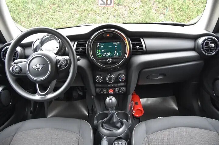 mini-one-15-i-navi-airco-big-4