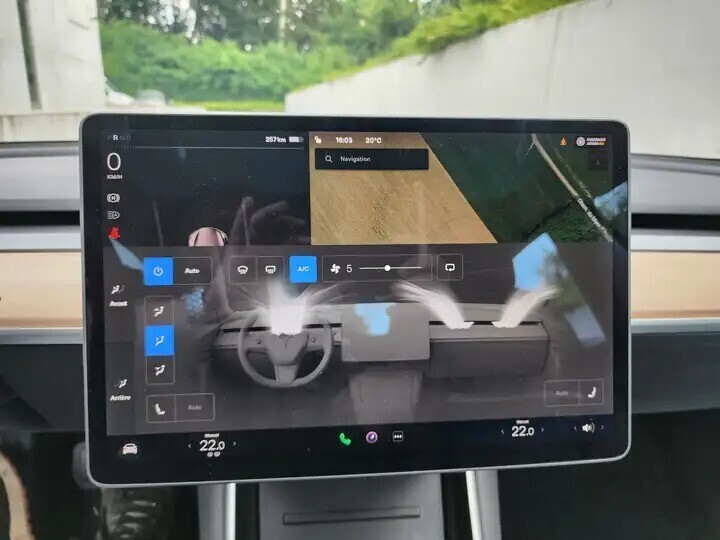 tesla-model-3-standard-big-9