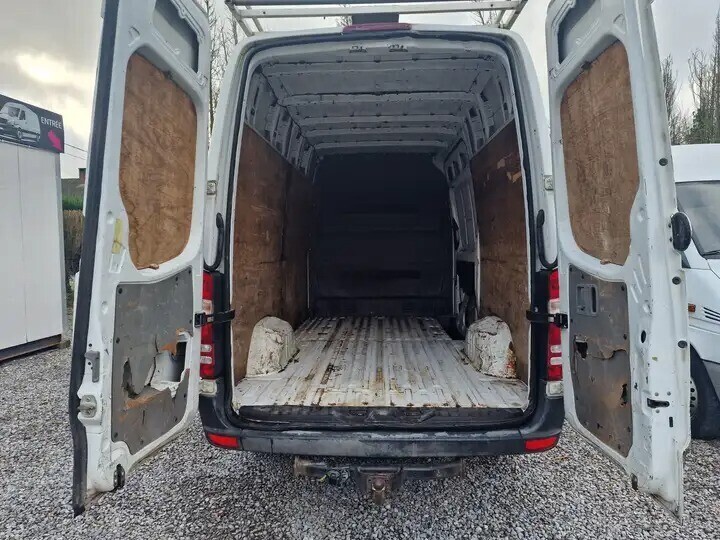 mercedes-benz-sprinter-h2-l2-en-cour-de-preparationbien-lire-svp-big-4