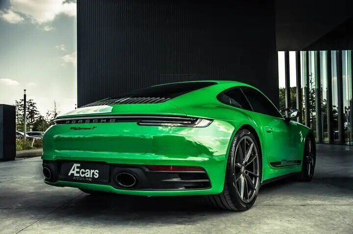 porsche-911-992-carrera-t-manual-python-green-pts-big-4