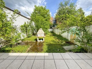 Rez-de-chaussée à vendre 235 000 €