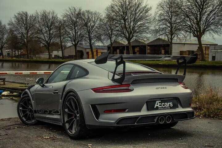 porsche-911-9912-gt3-rs-clubsport-carbon-akrapovic-big-0