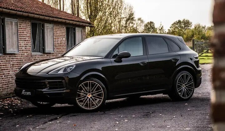 porsche-cayenne-30t-pano-bose-28674-km-belgian-big-1