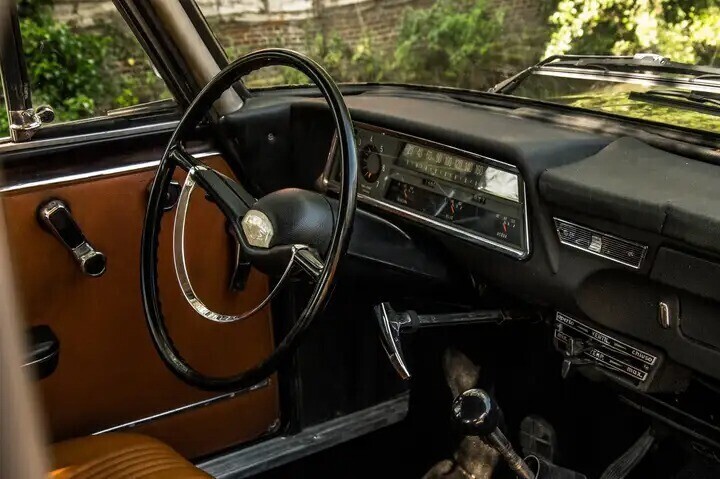 alfa-romeo-giulia-1300-manual-airco-leather-big-9