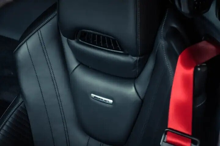 mercedes-benz-amg-gt-roadster-360-burmester-airscarf-big-7
