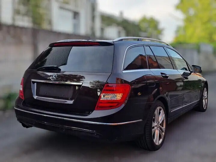 mercedes-benz-c-200-cdi-facelift-avantgarde-xenon-big-4