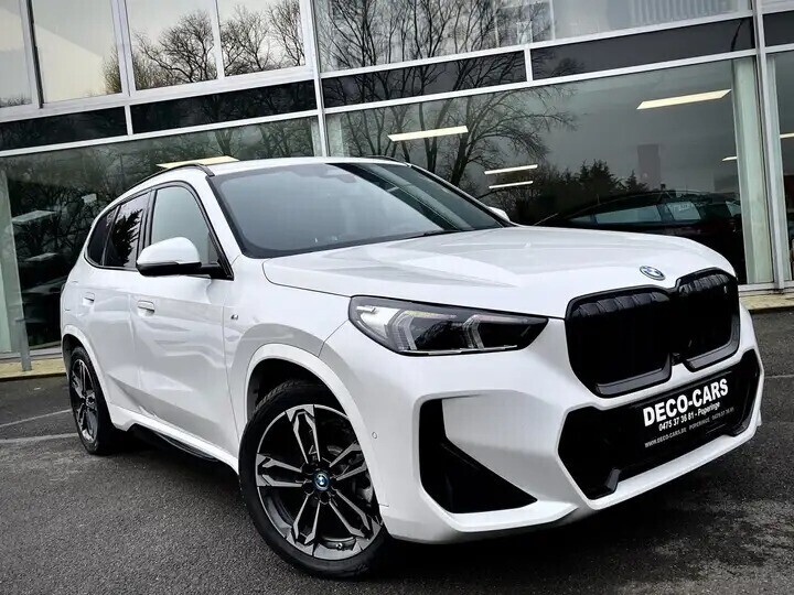 bmw-ix1-313-pk-m-packshadowline-19-wheels-highbeam-assist-big-2