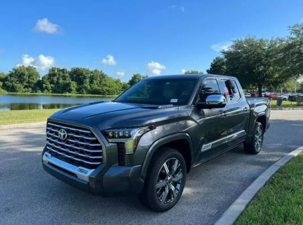 new-2022-toyota-tundra-35v6-biturbo-hybrid-4wd-437hp-big-0