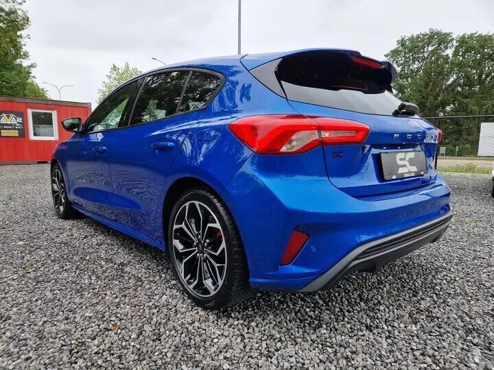 ford-focus-10-ecoboost-st-line-businesspanobotrekhaak-big-4