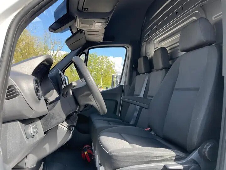 mercedes-benz-sprinter-h2-l2-315-cdi-opstap-trede-zeer-nette-bestelwagen-big-9