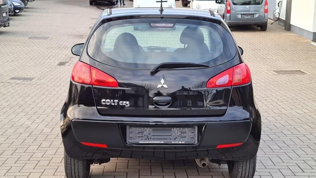 mitsubishi-colt-11i-benzine-lez-2028-ok-big-4