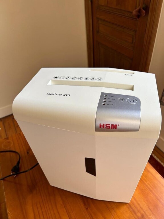 document-shredder-hsm-shredstar-x10-big-3